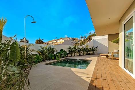 Bungalow for sale in  Costa Adeje, Spain - TR-2853