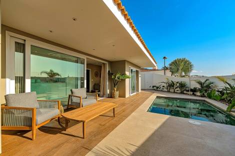 Bungalow for sale in  Costa Adeje, Spain - TR-2853