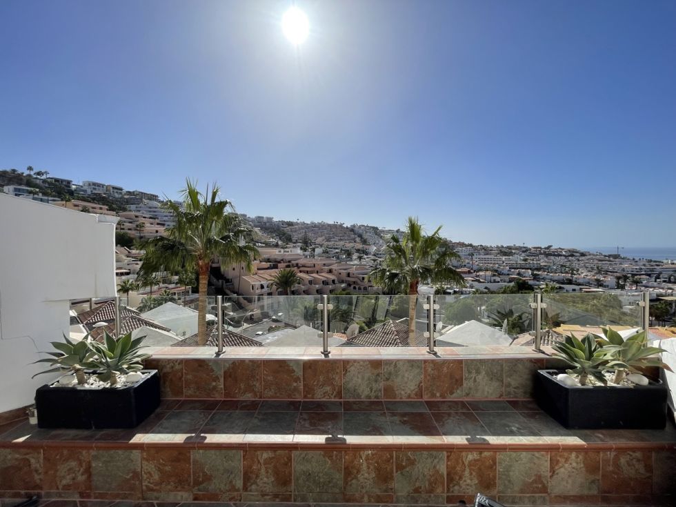 Flat for sale in  Sun Villas, San Eugenio Alto, Spain