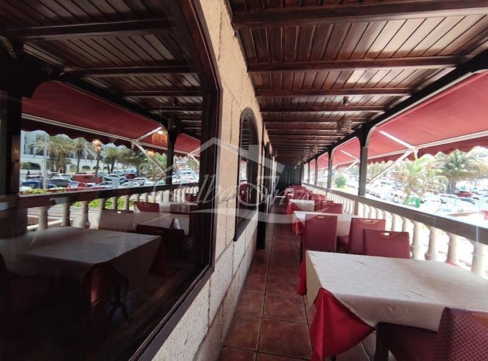 Commercial premises for sale in  Arona, Spain - 5232