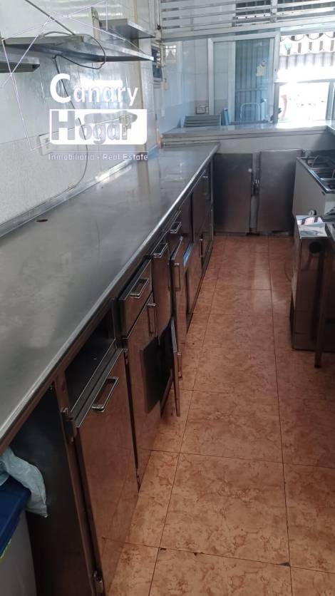 Commercial premises for sale in  Los Cristianos, Spain - 057221