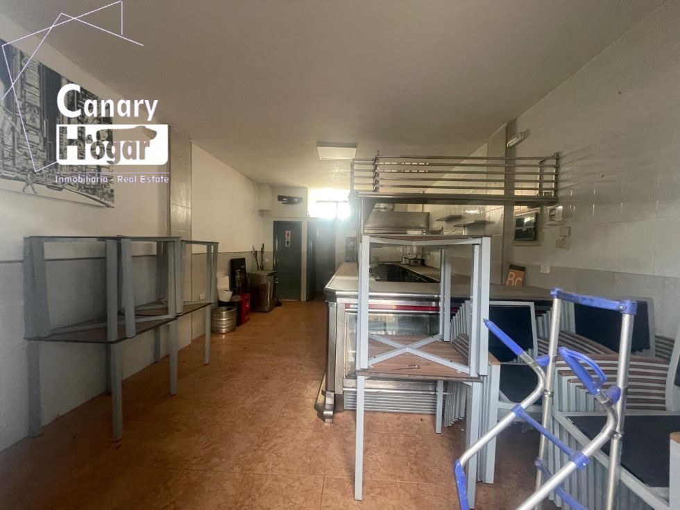 Commercial premises for sale in  Los Cristianos, Spain - 057221