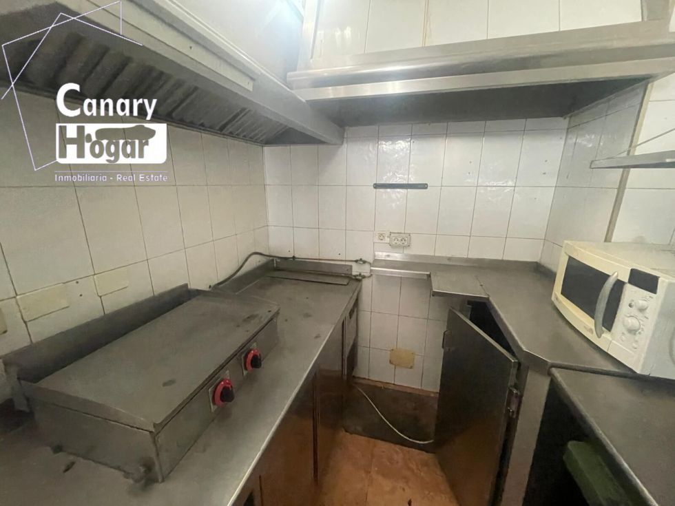 Commercial premises for sale in  Los Cristianos, Spain - 057221