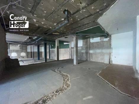 Commercial premises for sale in  Playa San Juan, Spain - 057281