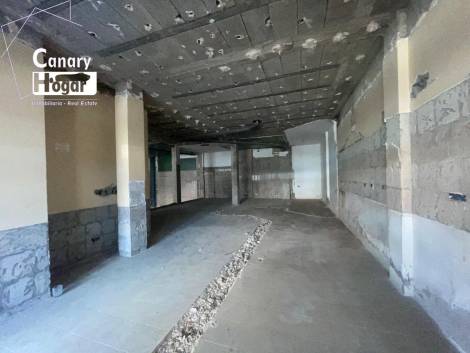 Commercial premises for sale in  Playa San Juan, Spain - 057281