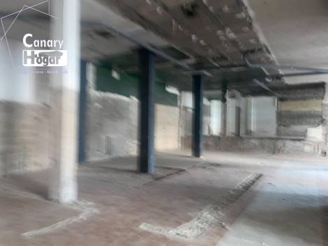 Commercial premises for sale in  Playa San Juan, Spain - 057281