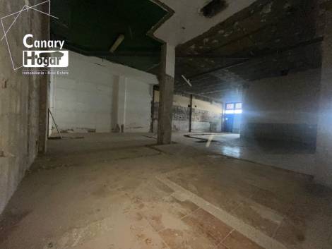 Commercial premises for sale in  Playa San Juan, Spain - 057281