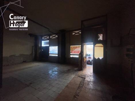 Commercial premises for sale in  Playa San Juan, Spain - 057281