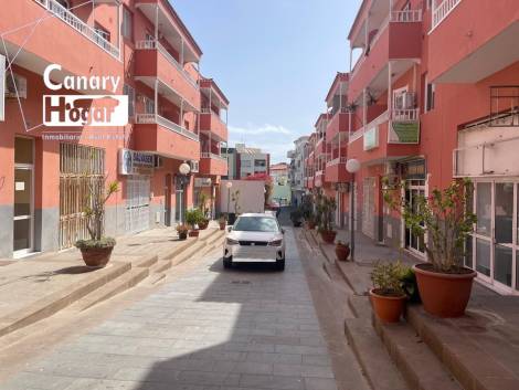 Commercial premises for sale in  San Isidro, Spain - 057231