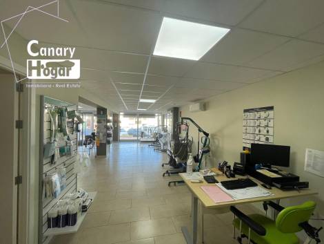 Commercial premises for sale in  Playa de la Américas, Spain - 055391