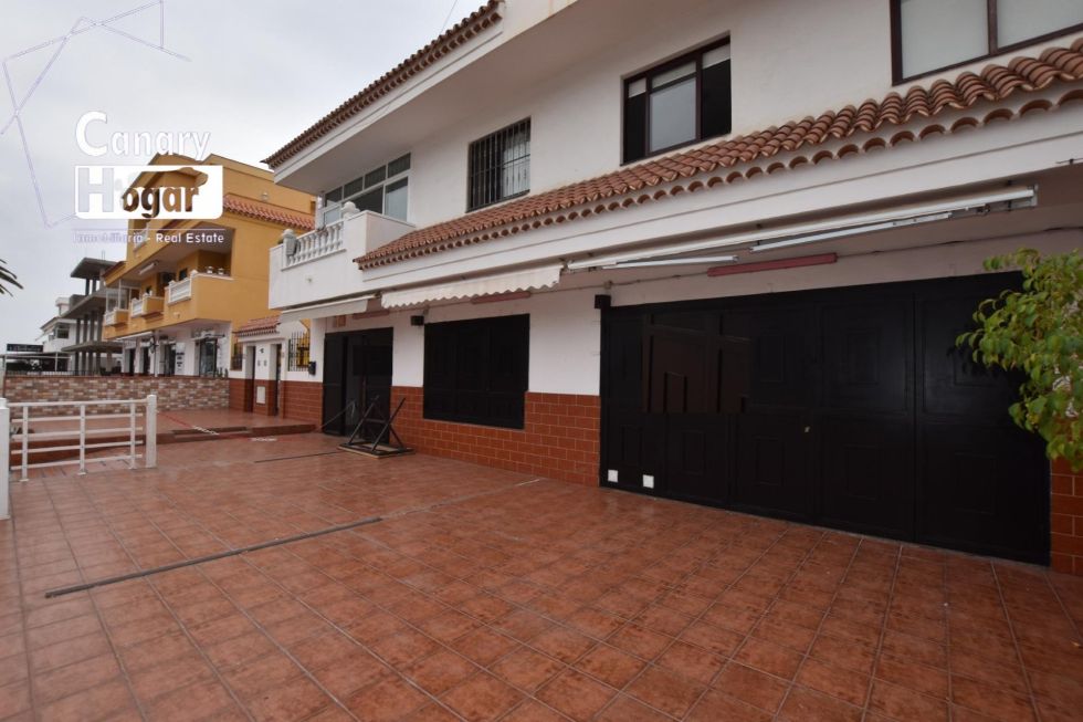 Commercial premises for sale in  El Puertito, Spain - 055751