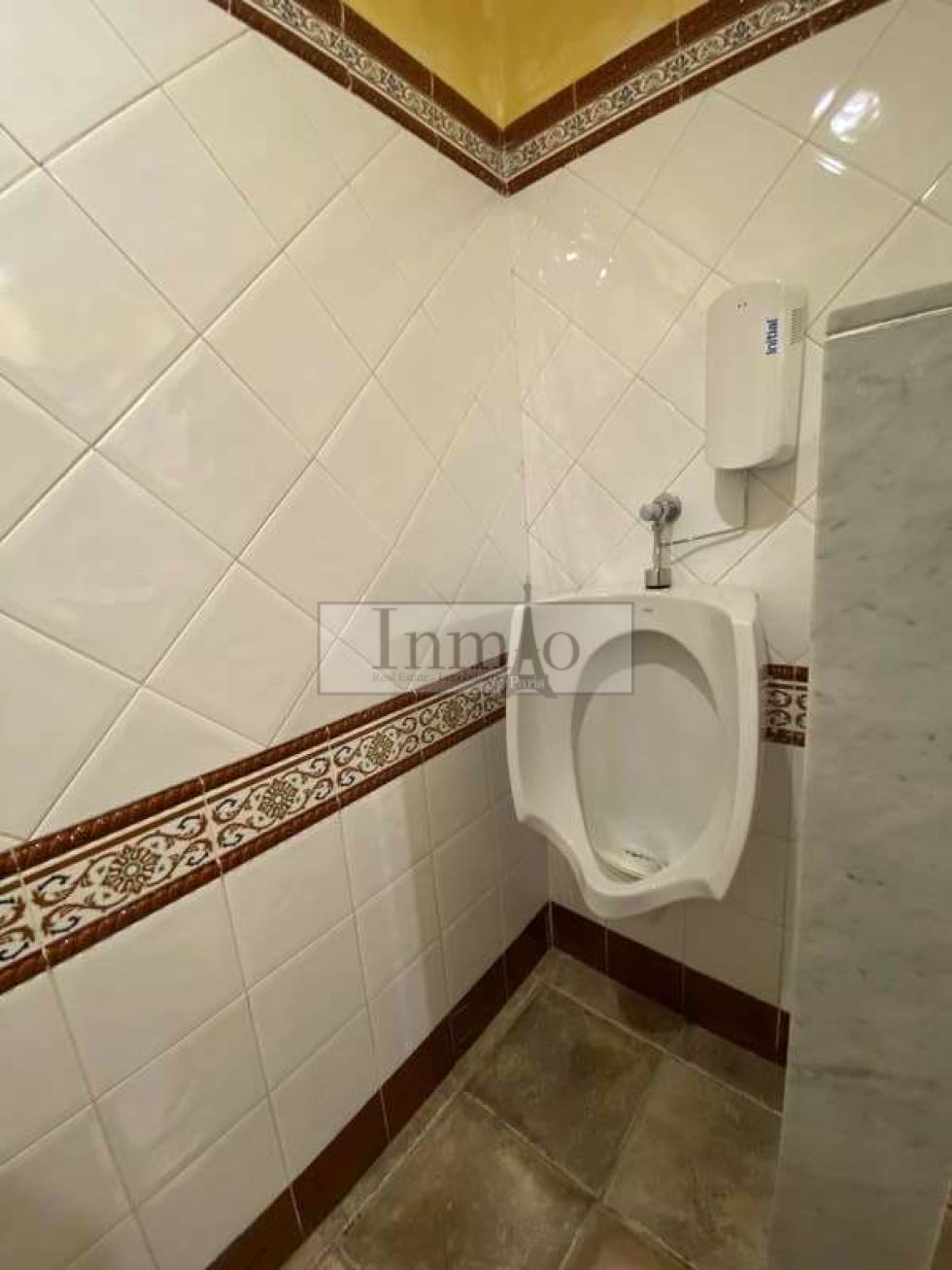 Commercial premises for sale in  Los Cristianos, Spain - 337628