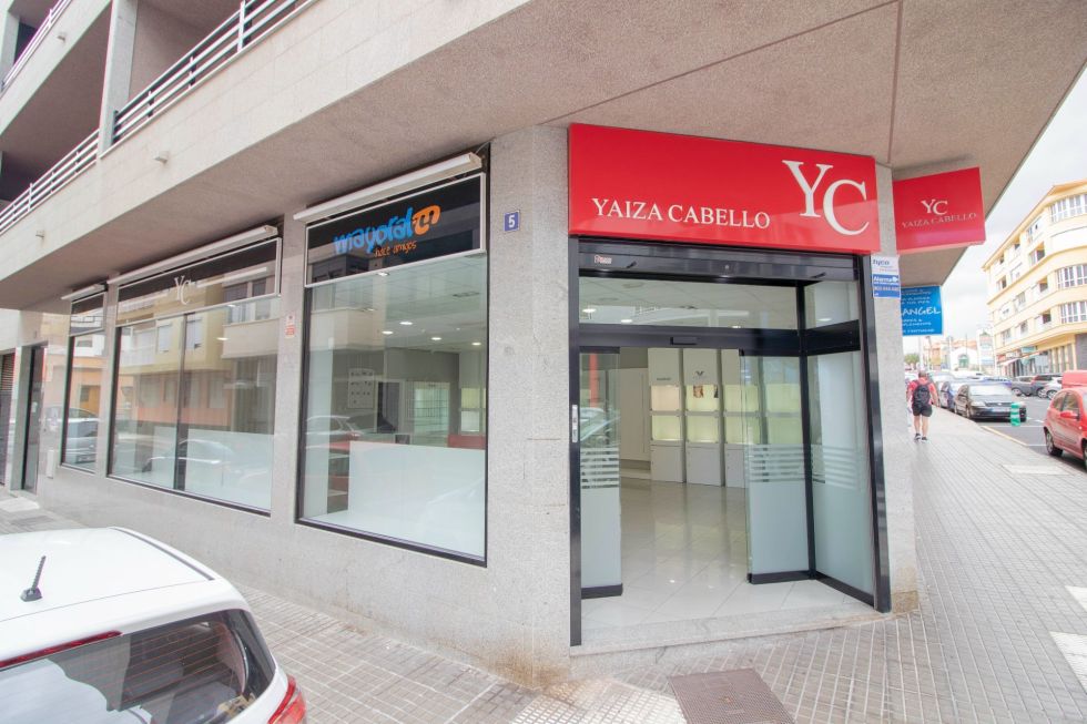 Commercial premises for sale in  El Médano, Spain - LOC0007