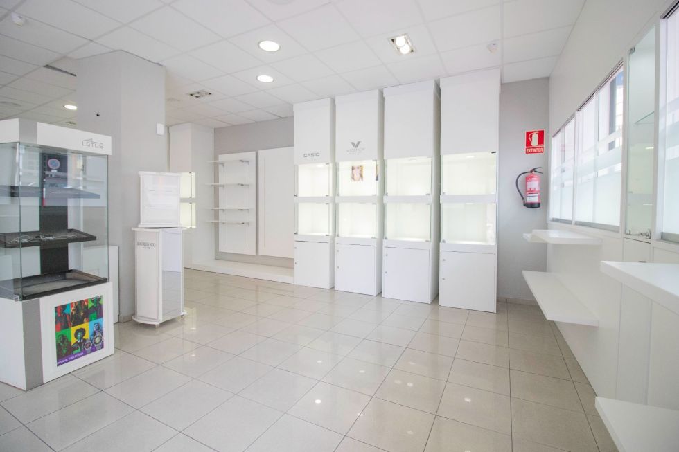 Commercial premises for sale in  El Médano, Spain - LOC0007