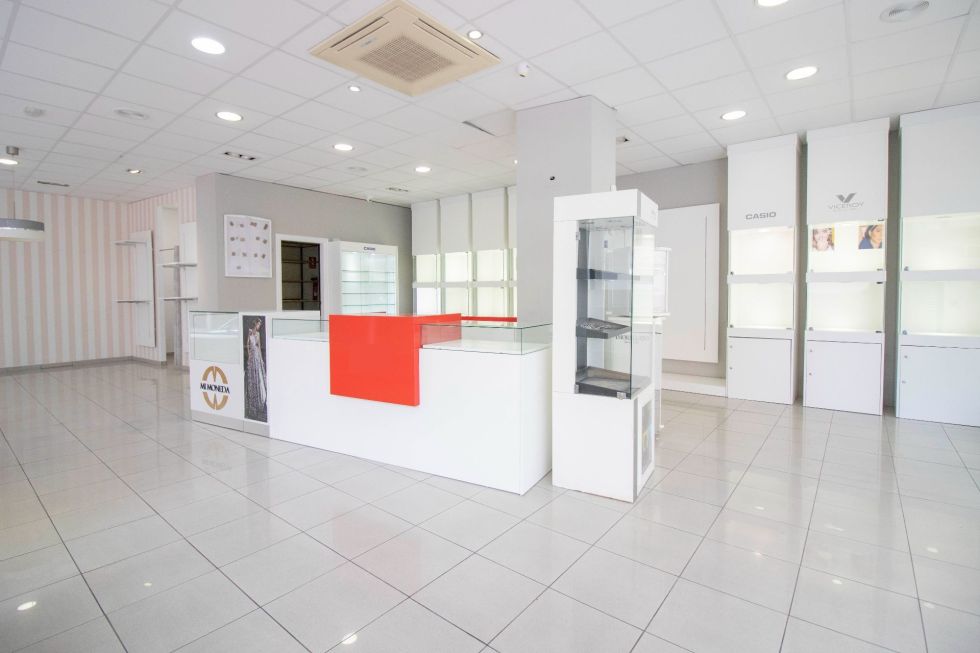 Commercial premises for sale in  El Médano, Spain - LOC0007