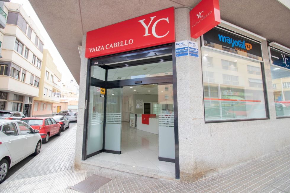 Commercial premises for sale in  El Médano, Spain - LOC0008