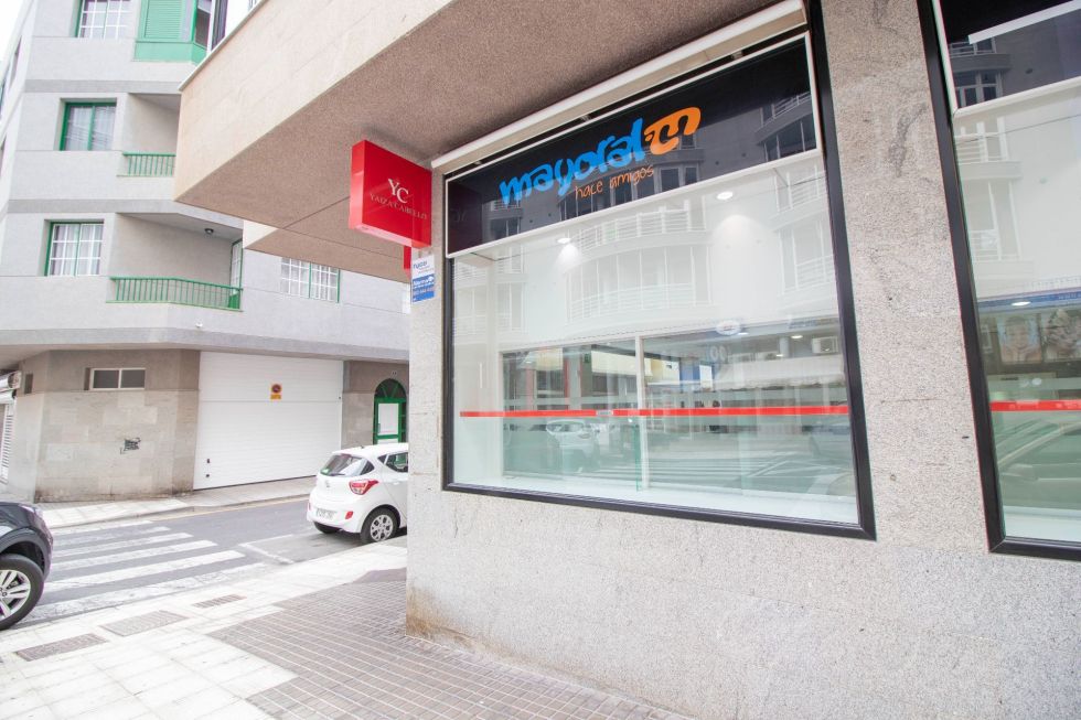Commercial premises for sale in  El Médano, Spain - LOC0008