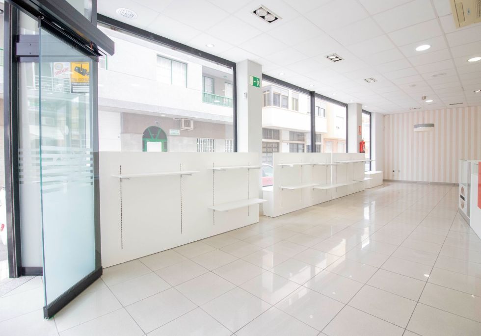 Commercial premises for sale in  El Médano, Spain - LOC0008