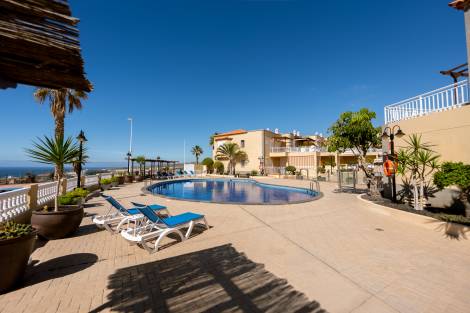 Duplex for rent in  Balcones del Duque, Costa Adeje, Spain - TRV-176