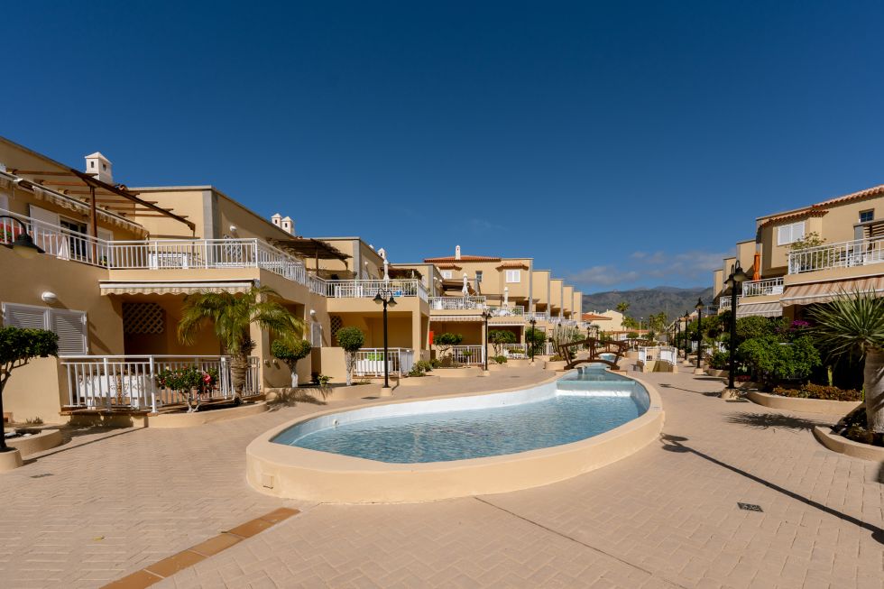 Duplex for rent in  Balcones del Duque, Costa Adeje, Spain - TRV-176