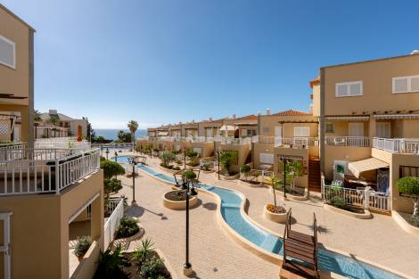Duplex for rent in  Balcones del Duque, Costa Adeje, Spain - TRV-176