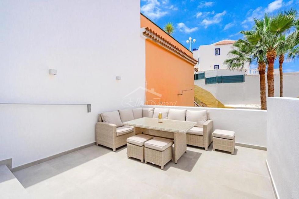 Duplex for sale in  San Eugenio Alto, Spain - 5855