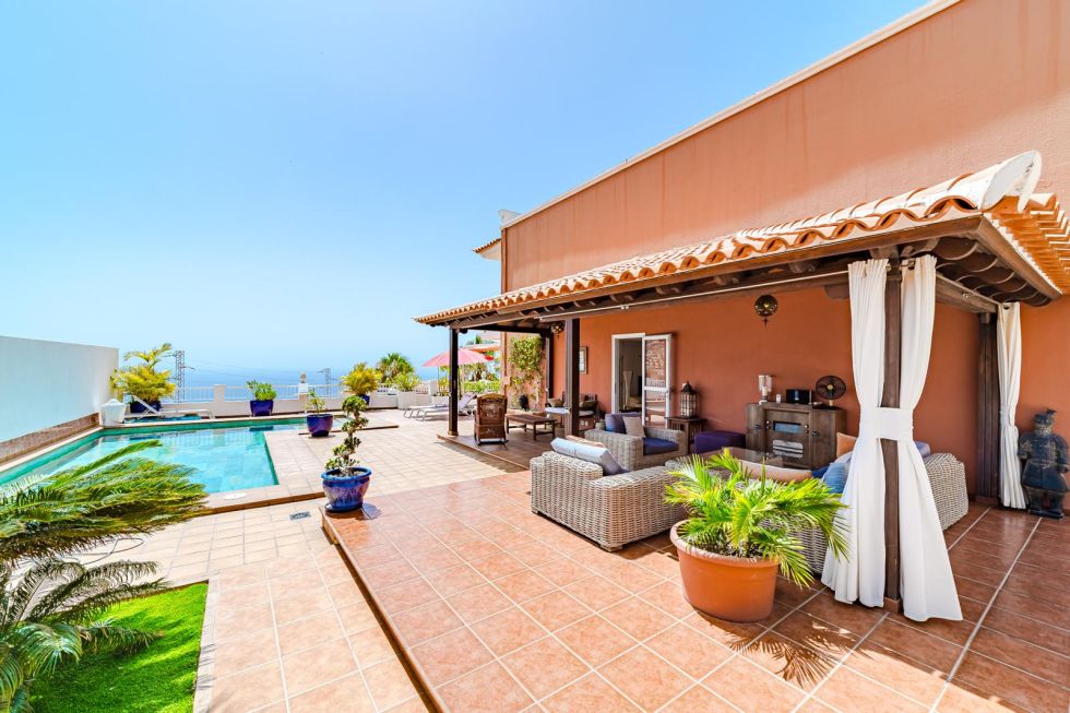 Duplex for sale in  Urbanización Roque del Conde, Costa Adeje, Spain - TRC-2983