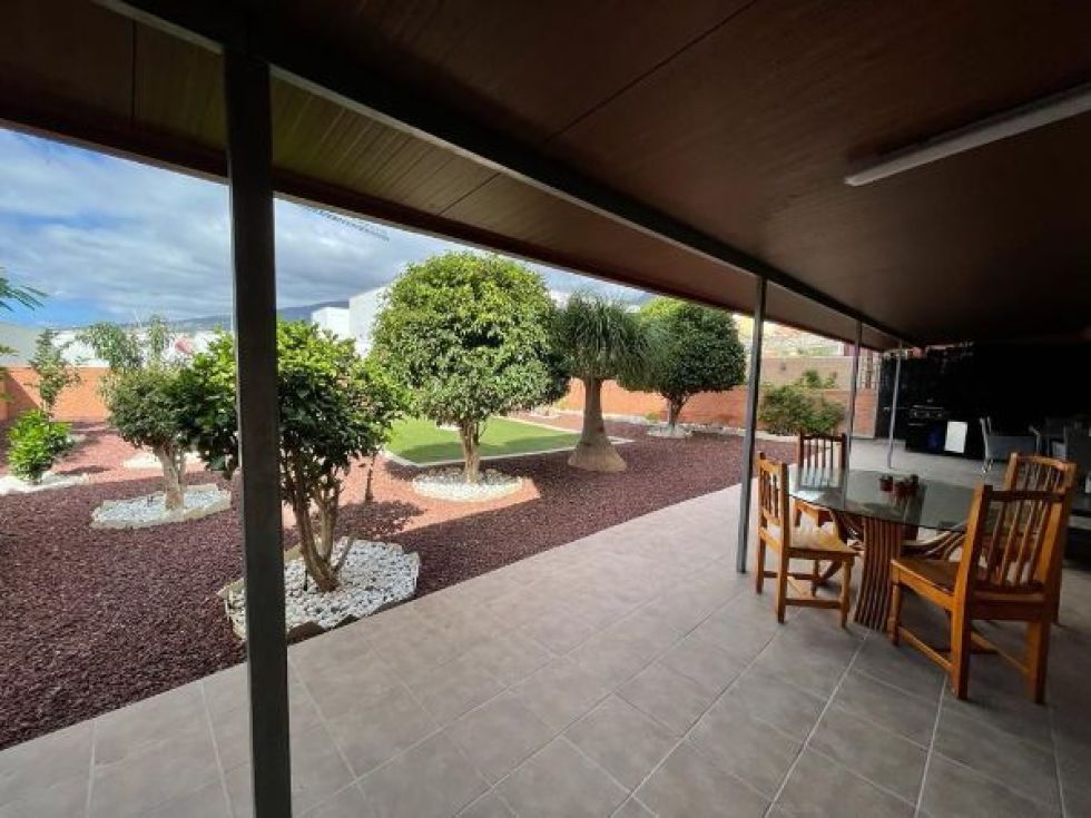 Apartment for rent in  La Pineda, Costa Adeje, España - TR-2691