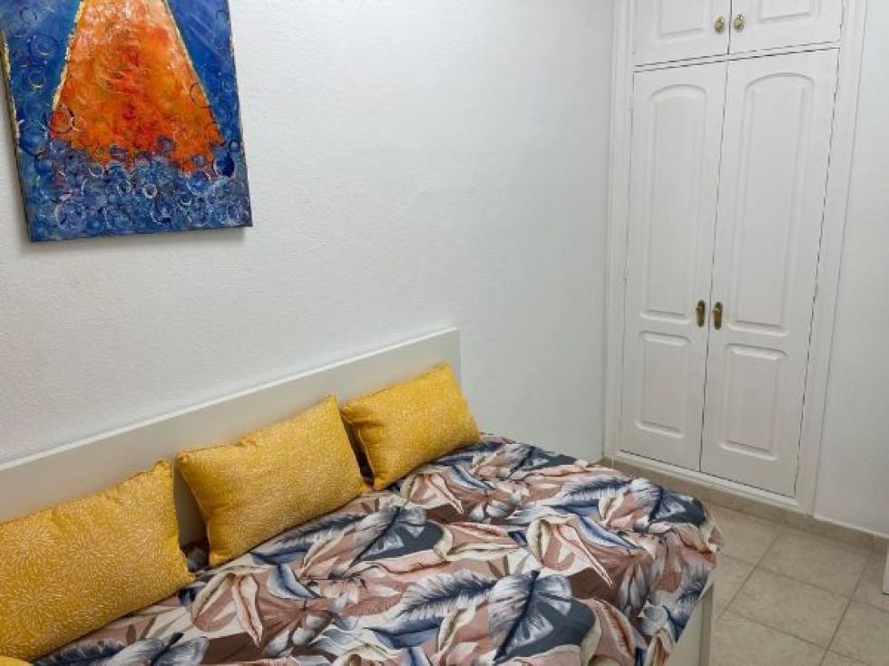 Apartment for rent in  La Pineda, Costa Adeje, España - TR-2691