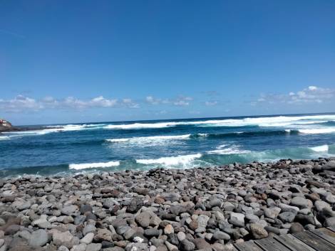 Apartment for sale in  La Caleta de Interián, Spain - TR-2852