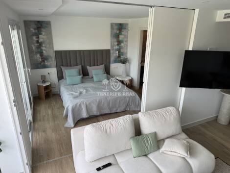 Penthouse for sale in  Estepona, Spain - TR-3027