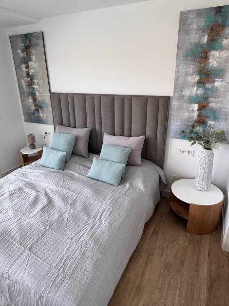 Penthouse for sale in  Estepona, Spain - TR-3027