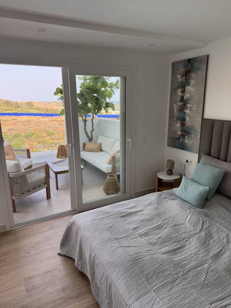Penthouse for sale in  Estepona, Spain - TR-3027