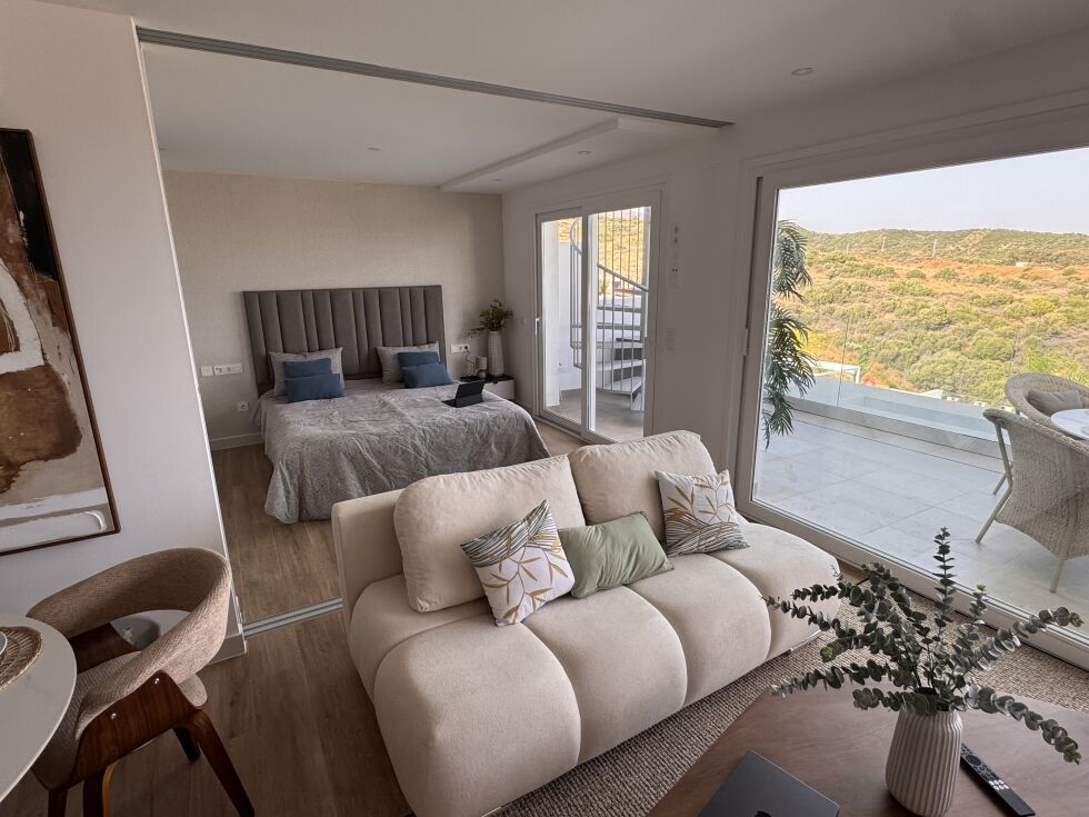 Penthouse for sale in  Estepona, Spain - TR-3027