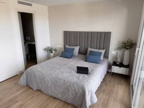 Penthouse for sale in  Estepona, Spain - TR-3027