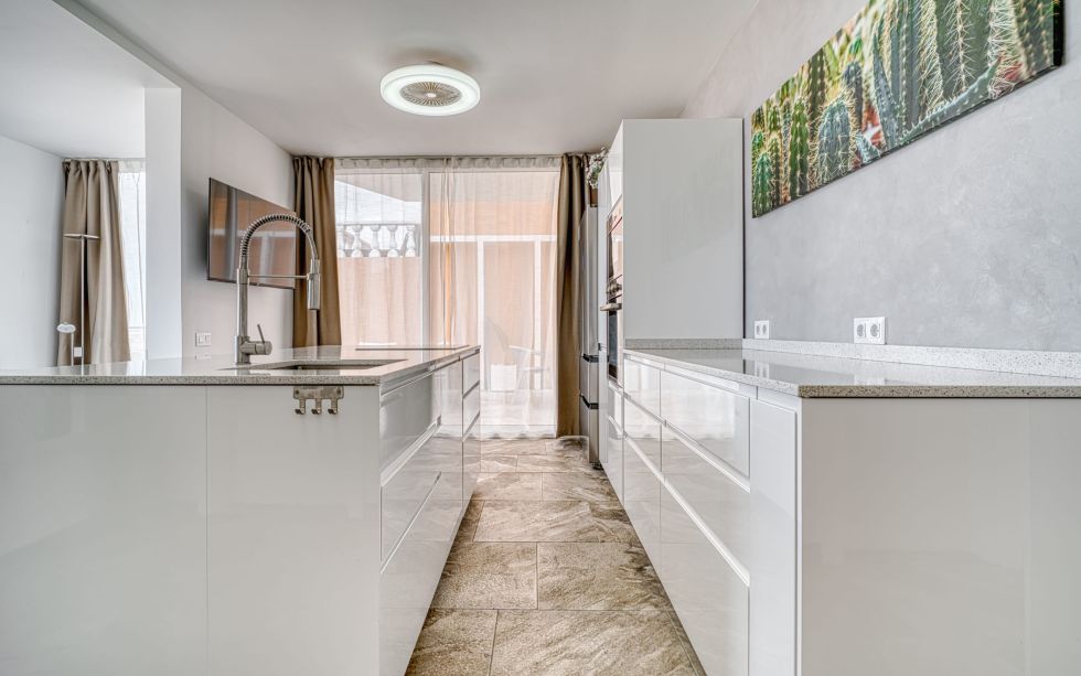 Townhouse for sale in  Ocean View, Costa Adeje, Spain - TR-2679