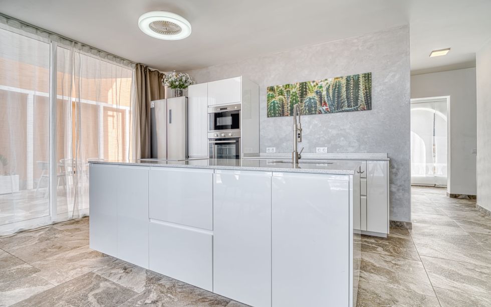 Townhouse for sale in  Ocean View, Costa Adeje, Spain - TR-2679