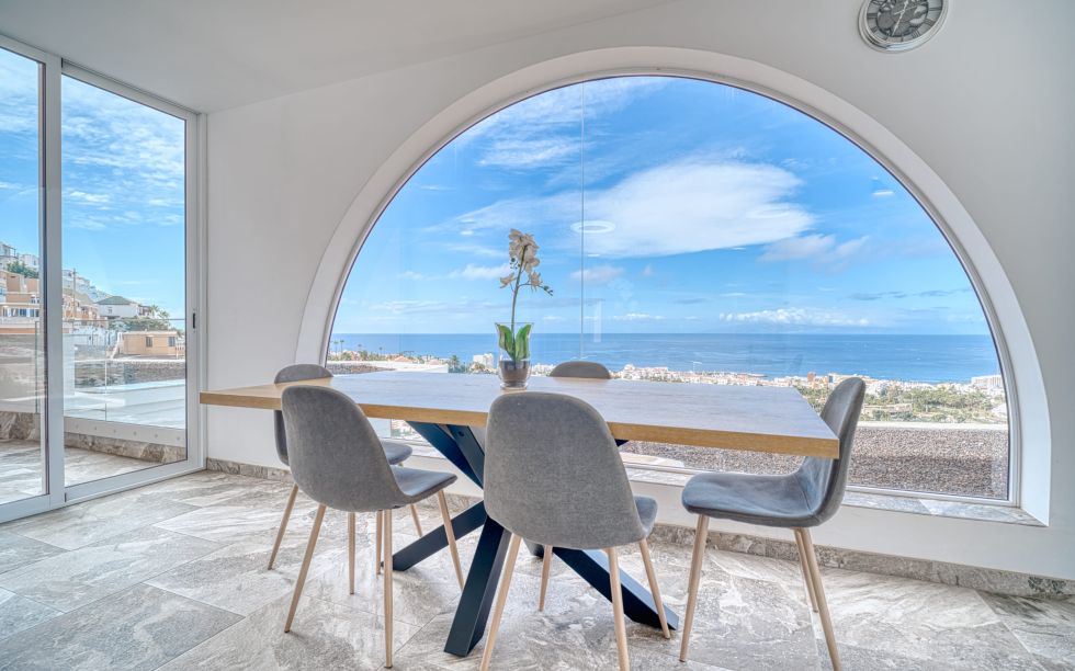 Townhouse for sale in  Ocean View, Costa Adeje, Spain - TR-2679