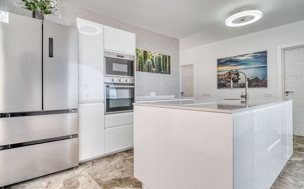 Townhouse for sale in  Ocean View, Costa Adeje, Spain - TR-2679