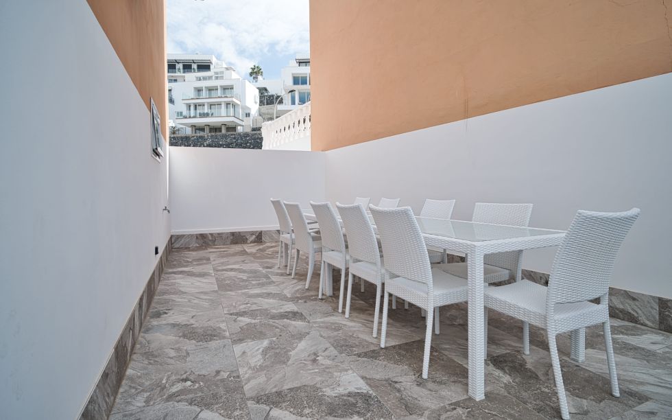 Townhouse for sale in  Ocean View, Costa Adeje, Spain - TR-2679