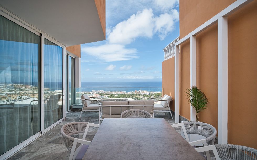 Townhouse for sale in  Ocean View, Costa Adeje, Spain - TR-2679