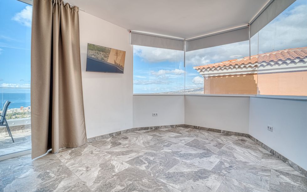 Townhouse for sale in  Ocean View, Costa Adeje, Spain - TR-2679