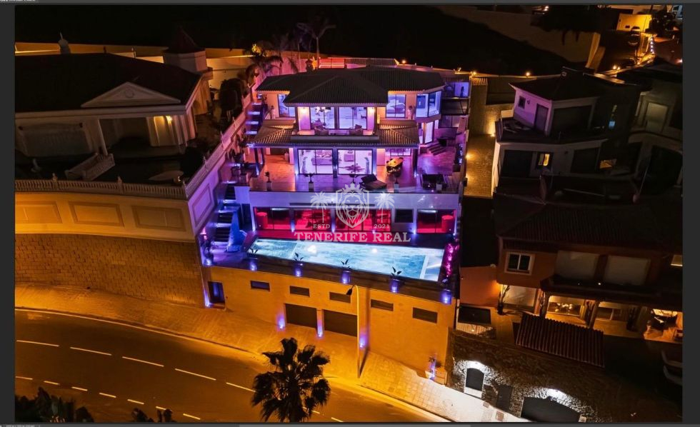 Villa for sale in  Costa Adeje, Spain - TR-2864