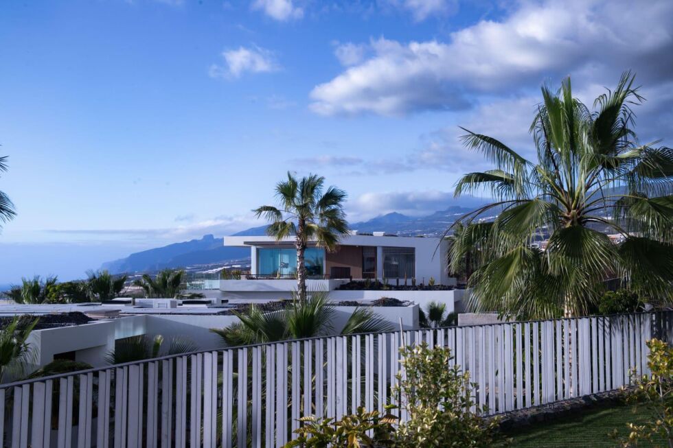 Flat/apartment for sale in  Los Jardines de Abama suits, Abama, Spain - TR-3031