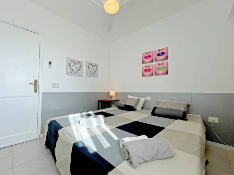 Flat/apartment for sale in  Aparthotel Playazul, Arona, Spain - TR-2975