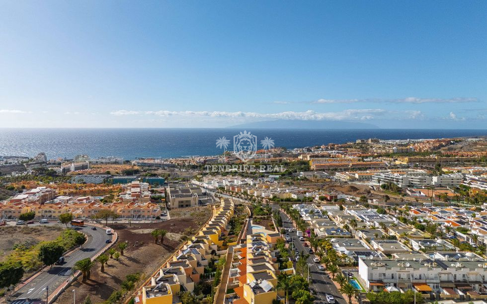 Flat/apartment for sale in  Balcon del Atlántico, Costa Adeje, Spain - TR-3014