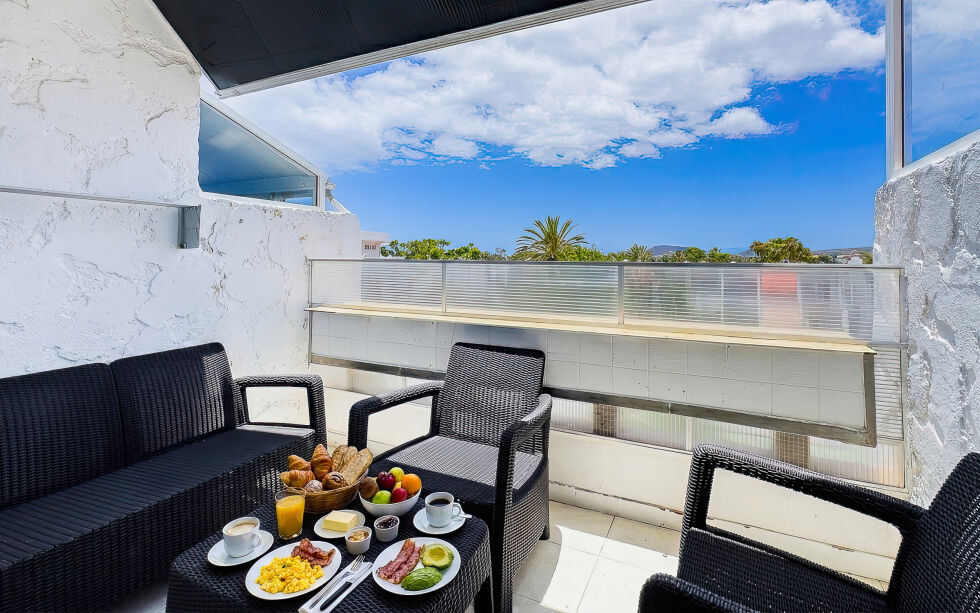 Flat/apartment for sale in  El Chaparral, Costa del Silencio, Spain - TR-3024