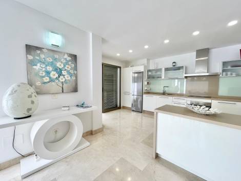 Flat/apartment for sale in  Magnolia in La Caleta, Adeje, Spain - TRC-2989