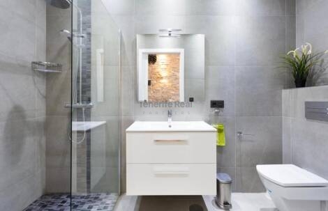 Flat/apartment for sale in  Orlando, Playa de Fañabe, Španělsko - TR-3052