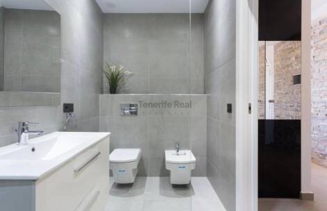 Flat/apartment for sale in  Orlando, Playa de Fañabe, Španělsko - TR-3052